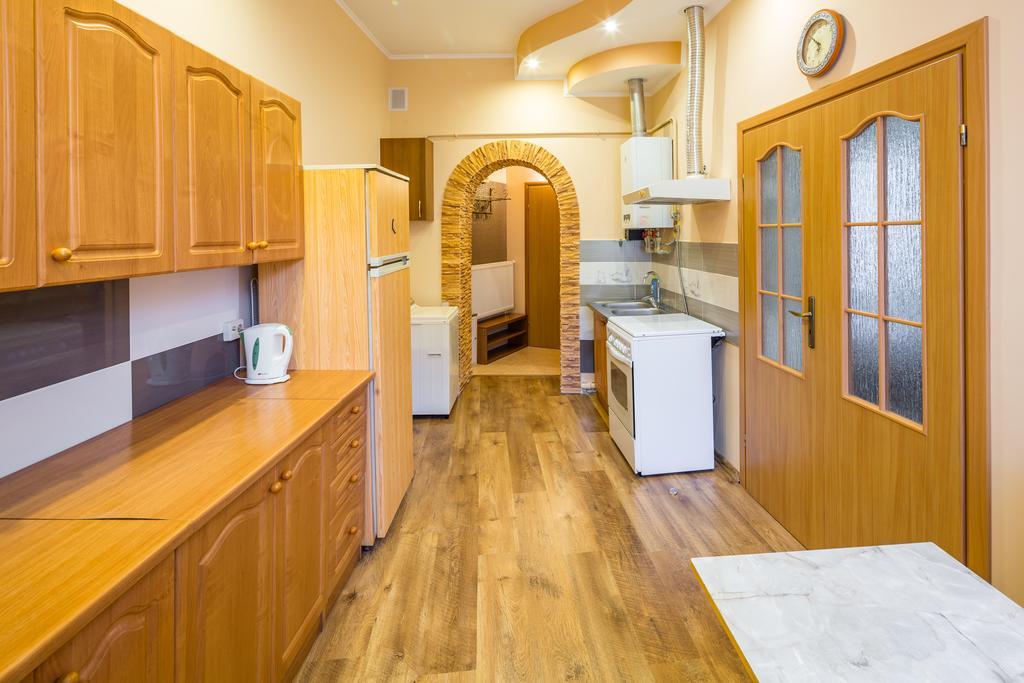 Rynok Square 5 Зі Світлом! Apartman Lviv Kültér fotó
